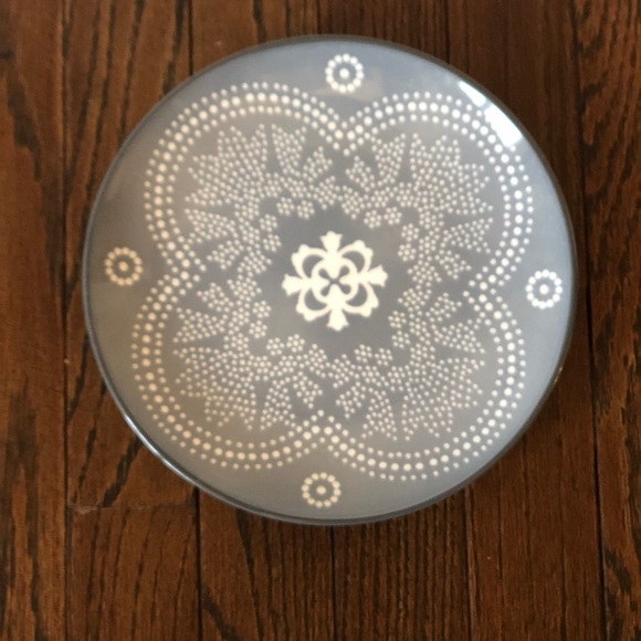 Baum Brothers 8” Phara Gray/White Floral Geometric Round Salad Plate - EUC! - Picture 7 of 7